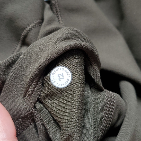 *Small Pull* Lululemon Align High-rise Pant 28" Dark Olive - Picture 7 of 14